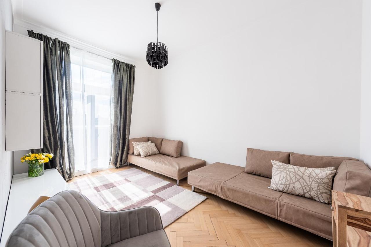 Luxury Apartment With A Balcony And A Terrace Prague Extérieur photo