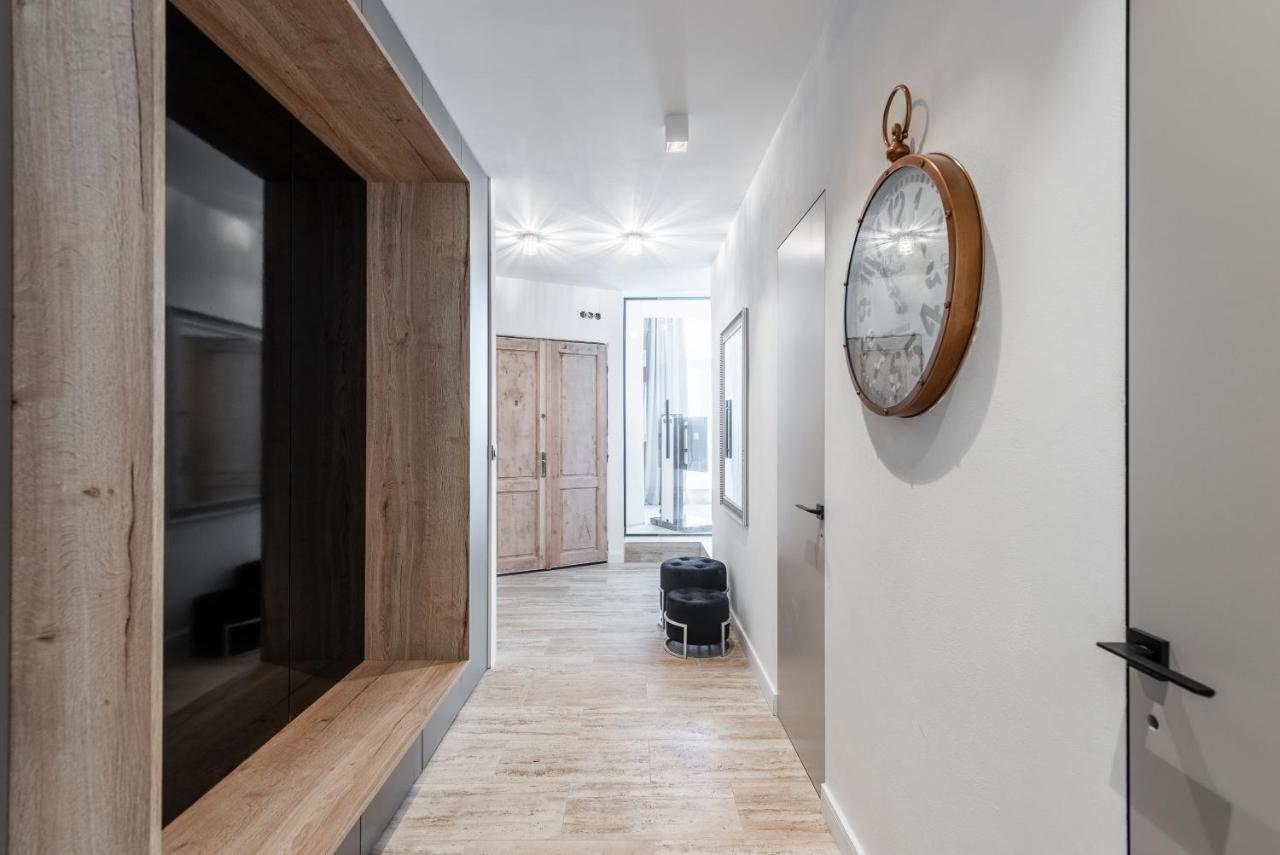 Luxury Apartment With A Balcony And A Terrace Prague Extérieur photo