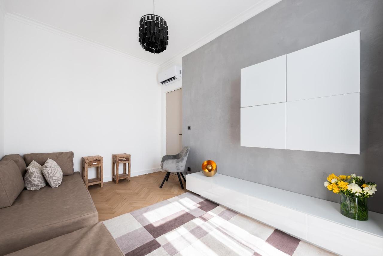 Luxury Apartment With A Balcony And A Terrace Prague Extérieur photo