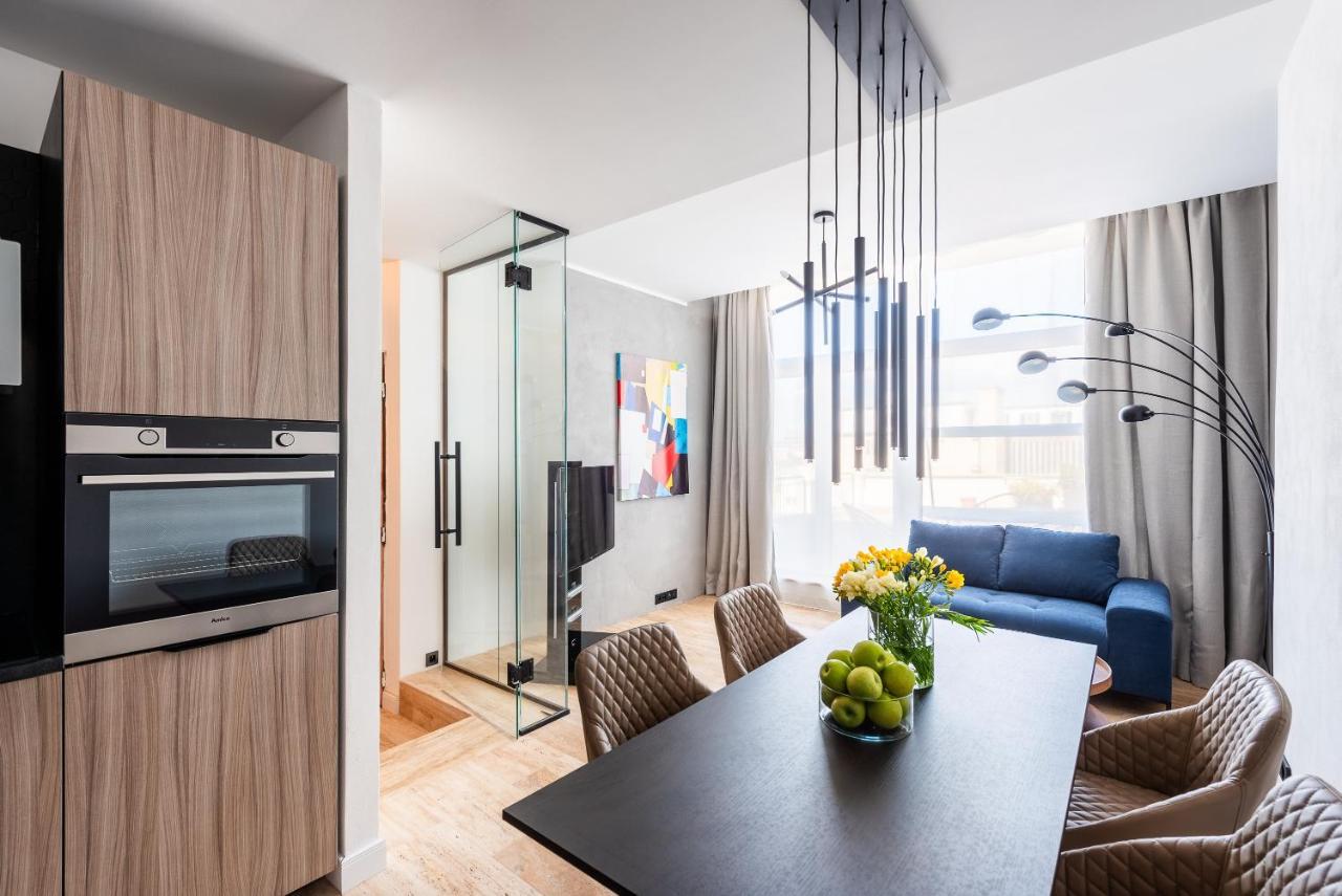 Luxury Apartment With A Balcony And A Terrace Prague Extérieur photo